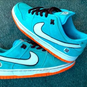 Nike Dunk Low Pro SB Gulf shoe